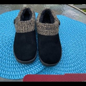 Clarks slip on Clog Size 9 Excellent Condition